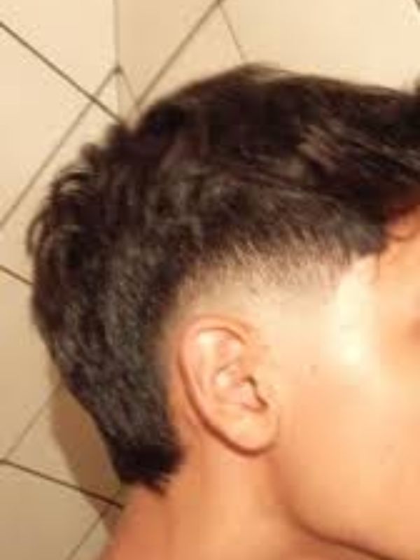 _Messy Style Taper Fade Mullet
