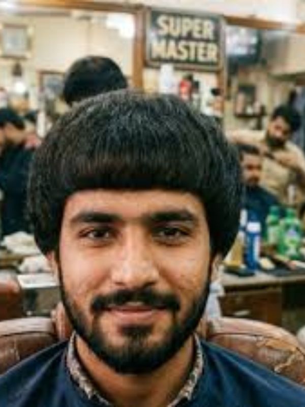 Rounded Scoop Haircut