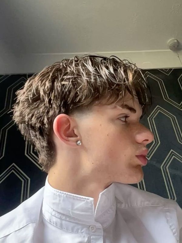Low Taper Wavy Mullet